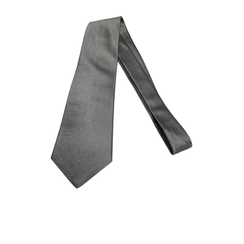 Tom James Silver & Black Striped Silk Tie 100% Imported Silk Made In USA